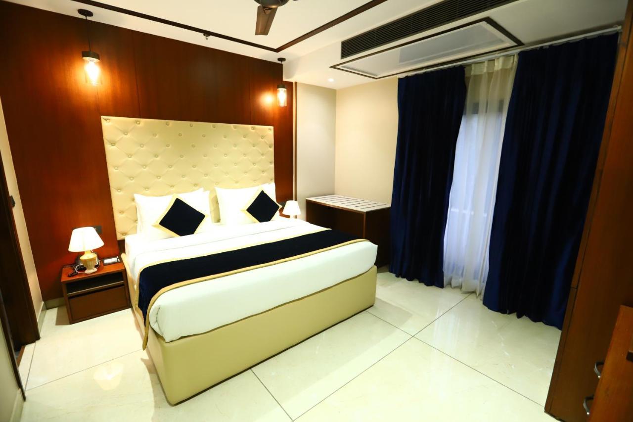 Sanca International Hotel In Patel Nagar Delhi Nova Deli Exterior foto
