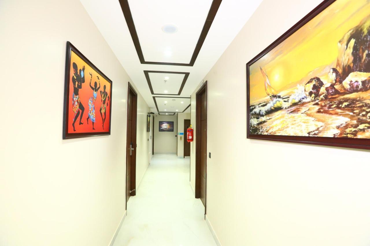 Sanca International Hotel In Patel Nagar Delhi Nova Deli Exterior foto