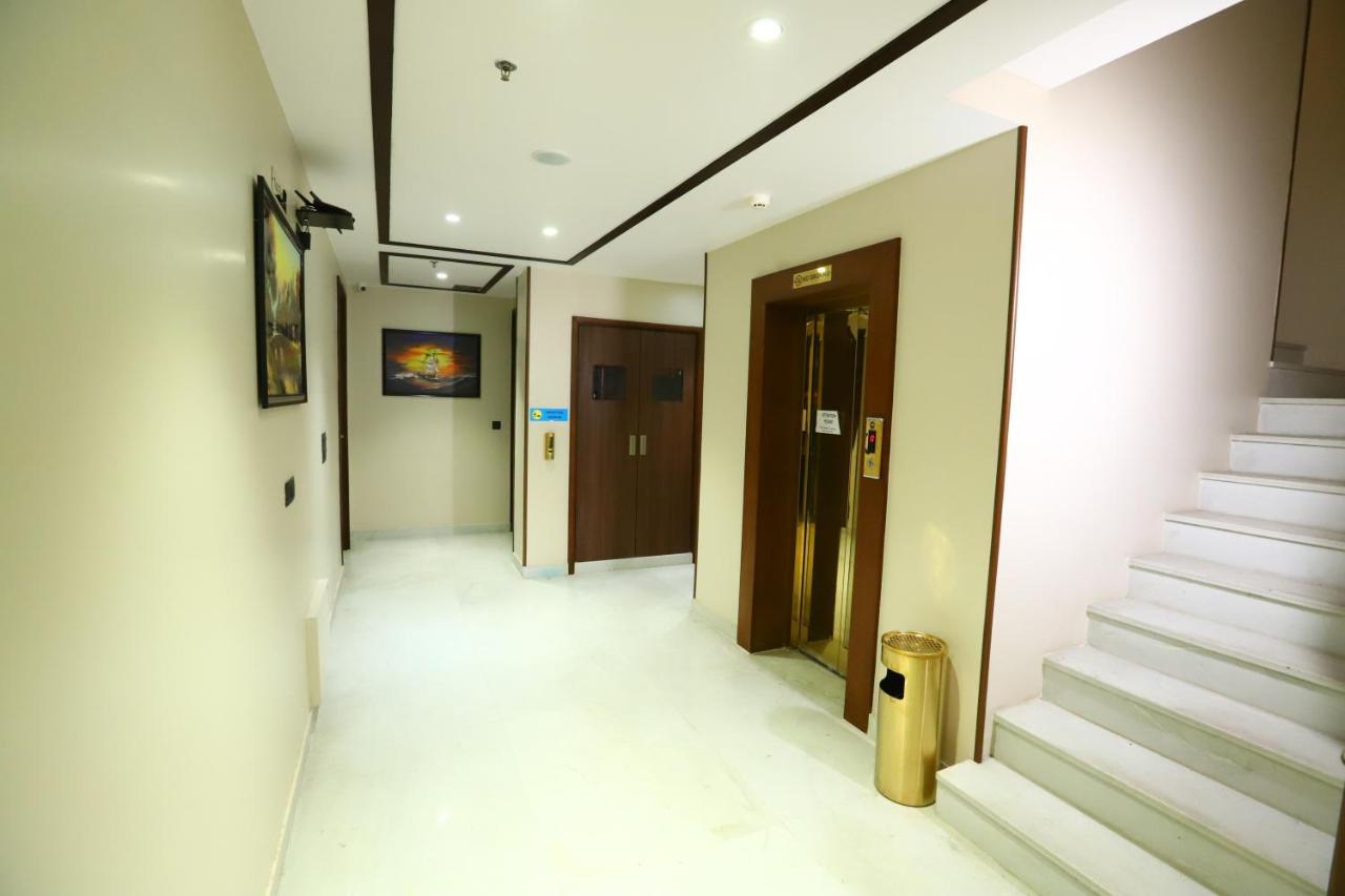 Sanca International Hotel In Patel Nagar Delhi Nova Deli Exterior foto