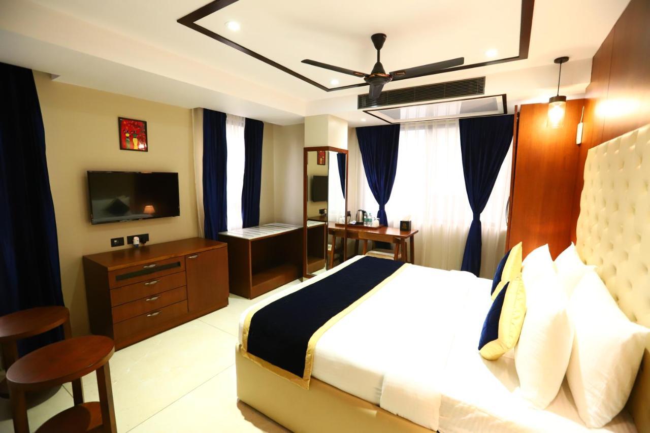 Sanca International Hotel In Patel Nagar Delhi Nova Deli Exterior foto